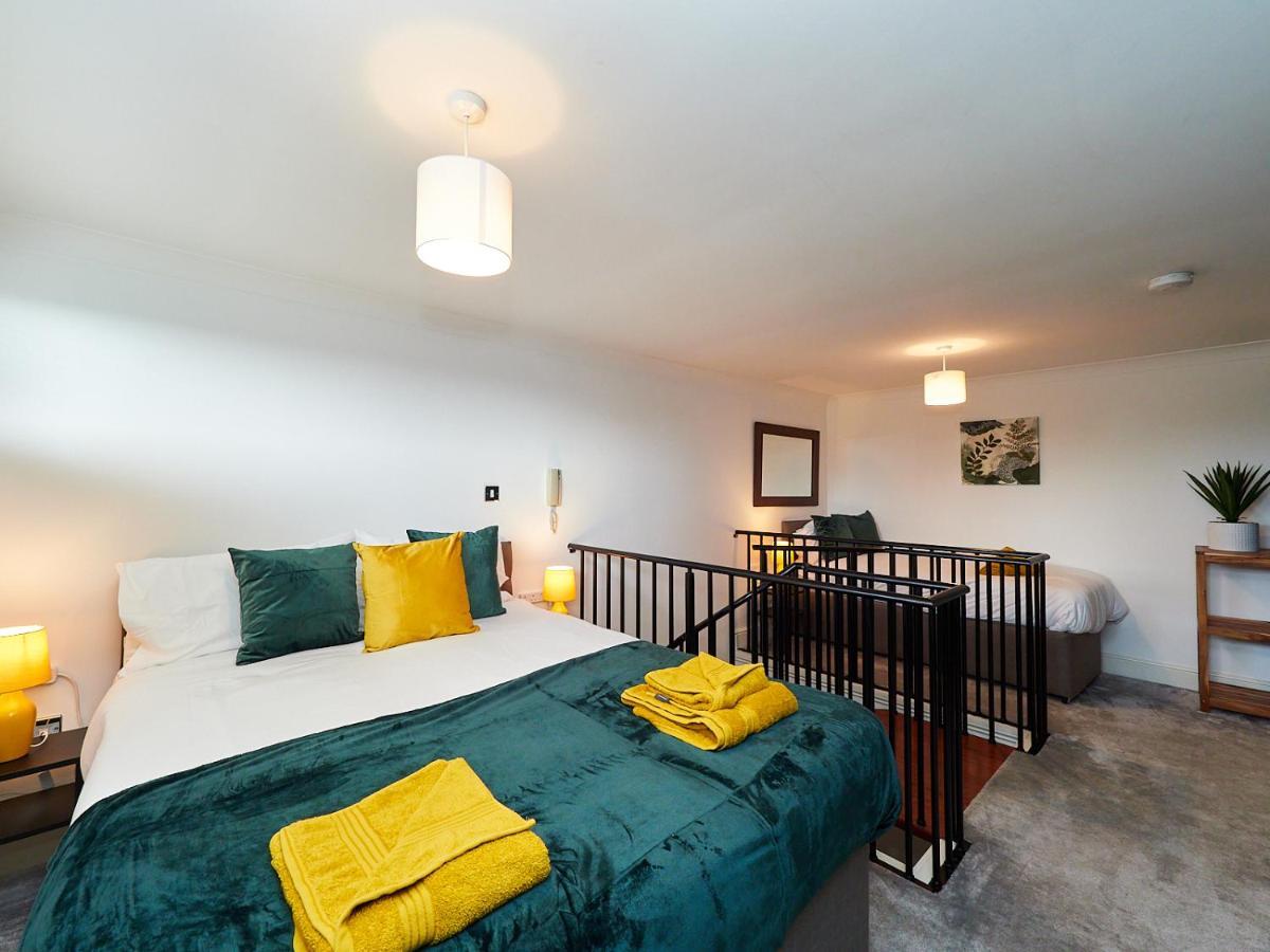 Emerald Suite - Two Story Duplex Apartment - Balcony - Contractors - Family - City Centre - Broadway Plaza - Five Ways - Sleeps 6 Birmingham Exterior foto